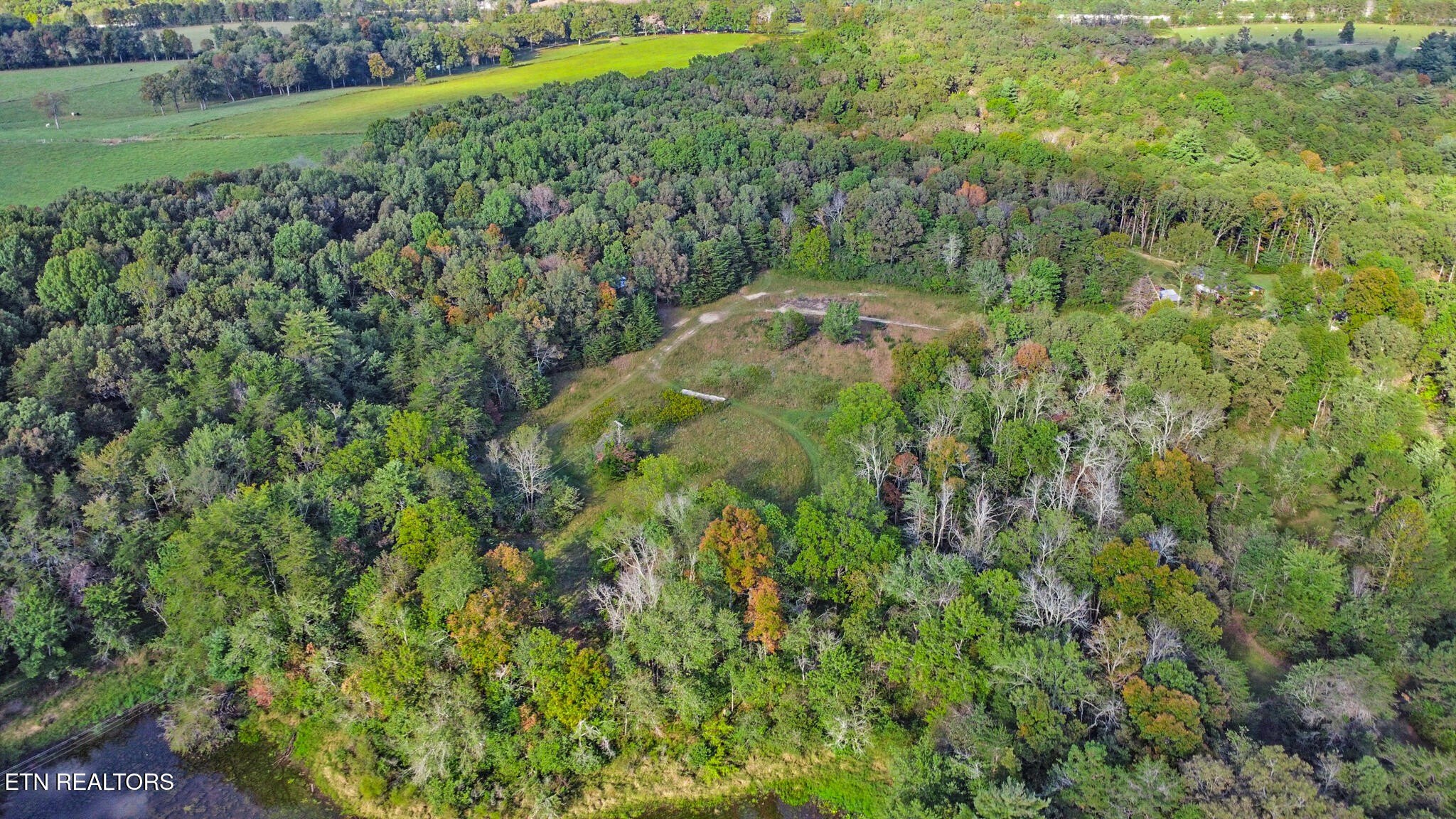 Crossville, Tennessee, 38555, United States, 2 Bedrooms Bedrooms, ,1 BathroomBathrooms,Residential,For Sale,1982388