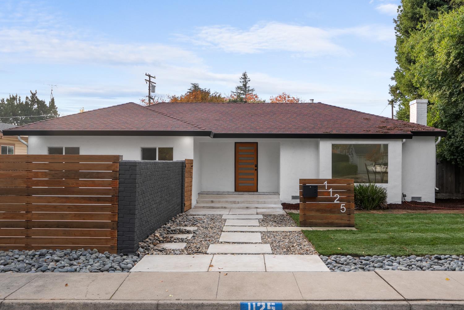 Modesto, California, 95350, United States, 4 Bedrooms Bedrooms, ,2 BathroomsBathrooms,Residential,For Sale,2001557