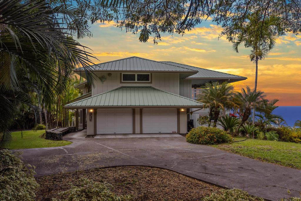 Kailua-Kona, Hawaii, 96740, United States, 4 Bedrooms Bedrooms, ,4 BathroomsBathrooms,Residential,For Sale,2003375