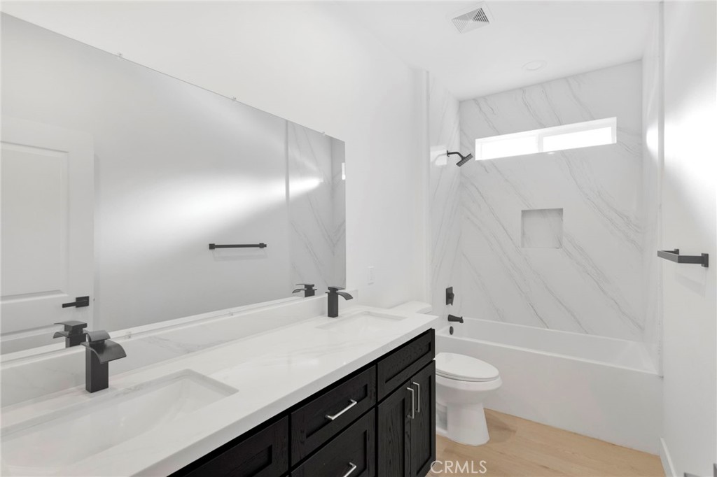 Hesperia, California, 92345, United States, 3 Bedrooms Bedrooms, ,3 BathroomsBathrooms,Residential,For Sale,2039750