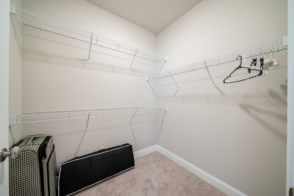 Fortson, Georgia, 31808, United States, 5 Bedrooms Bedrooms, ,4 BathroomsBathrooms,Residential,For Sale,1977025