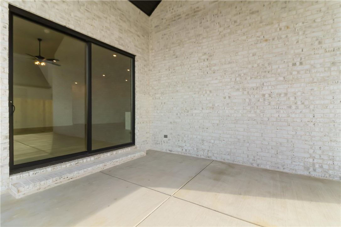 Bentonville, Arkansas, 72713, United States, 4 Bedrooms Bedrooms, ,3 BathroomsBathrooms,Residential,For Sale,1989586