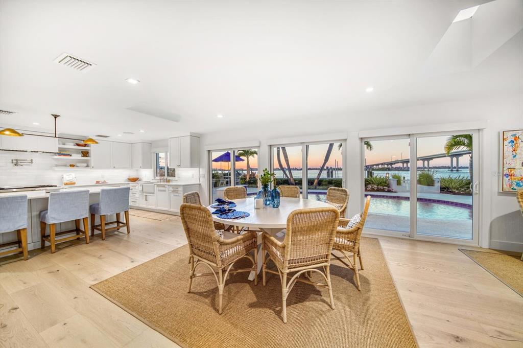 Largo, Florida, 33770, United States, 3 Bedrooms Bedrooms, ,4 BathroomsBathrooms,Residential,For Sale,1989168