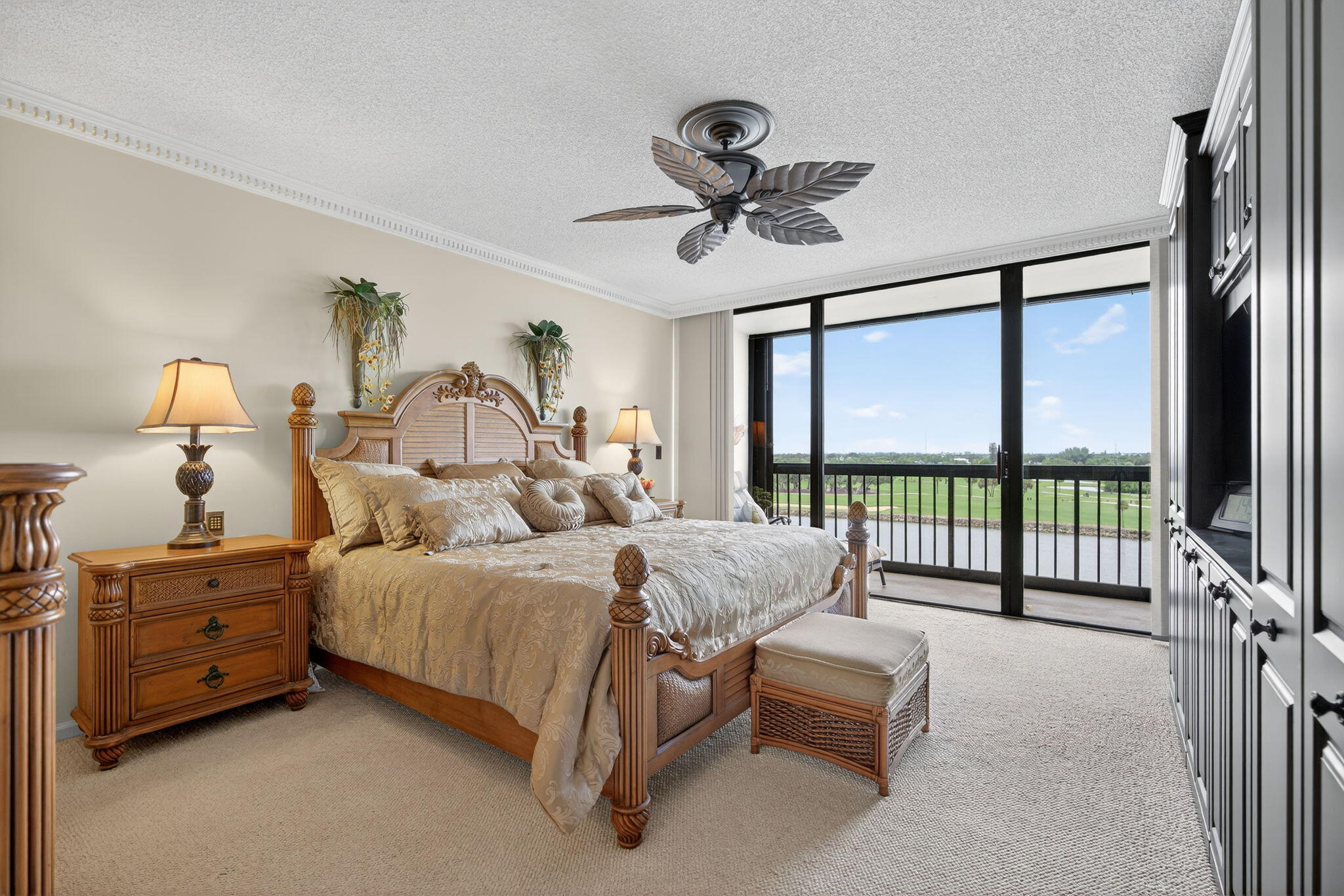 North Palm Beach, Florida, 33408, United States, 2 Bedrooms Bedrooms, ,2 BathroomsBathrooms,Residential,For Sale,1940741