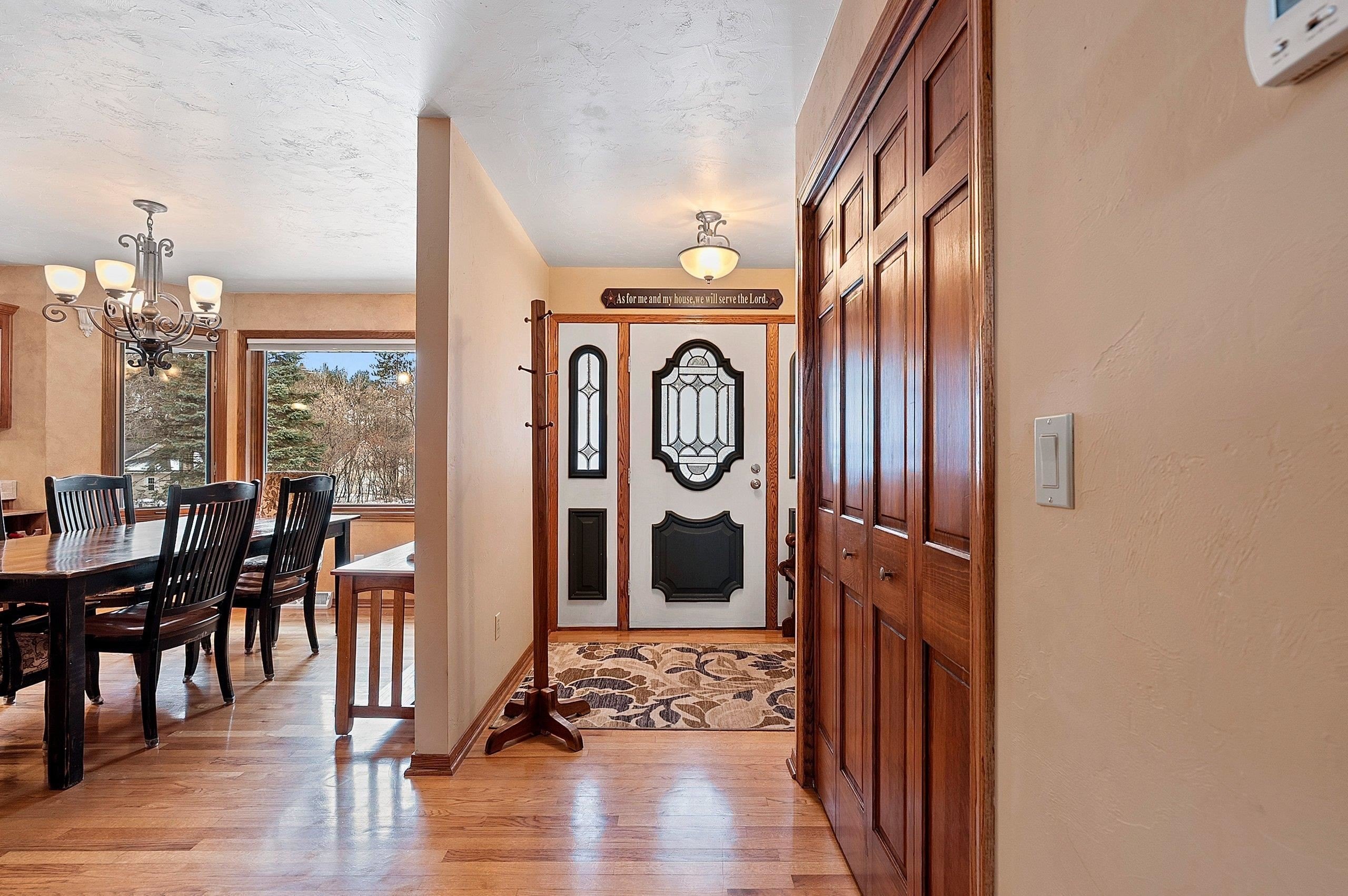 GREEN BAY, Wisconsin, 54313-8600, United States, 3 Bedrooms Bedrooms, ,4 BathroomsBathrooms,Residential,For Sale,2009732