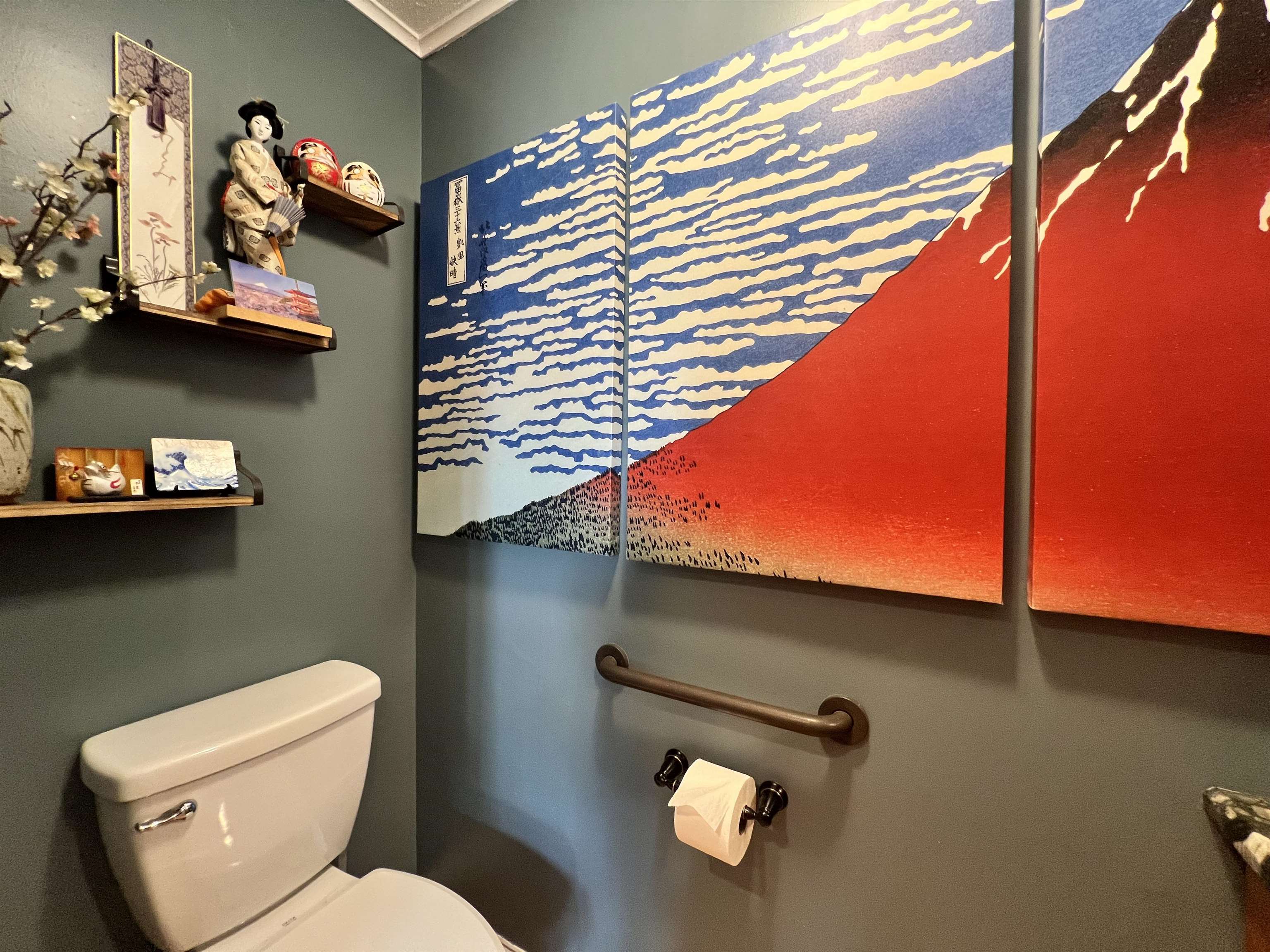 Grantham, New Hampshire, 03753, United States, 3 Bedrooms Bedrooms, ,4 BathroomsBathrooms,Residential,For Sale,1839994