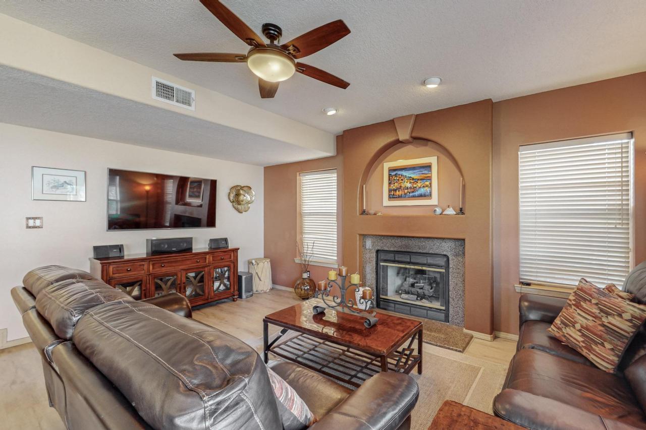 1156 NARCISCO Street NE, Albuquerque, New Mexico, 87112, United States, 4 Bedrooms Bedrooms, ,3 BathroomsBathrooms,Residential,For Sale,1156 NARCISCO Street NE,1637423
