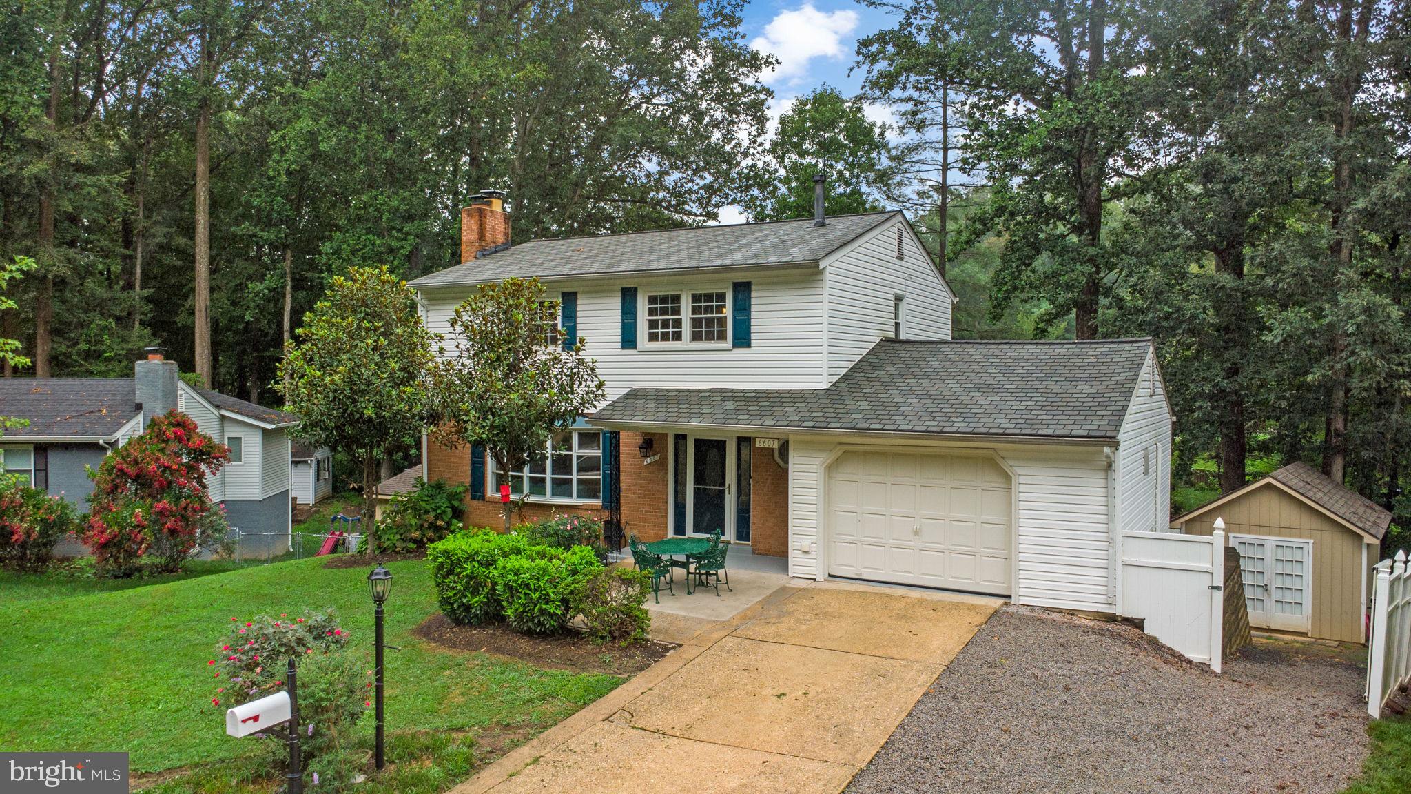 Springfield, Virginia, 22152, United States, 4 Bedrooms Bedrooms, ,4 BathroomsBathrooms,Residential,For Sale,1942783
