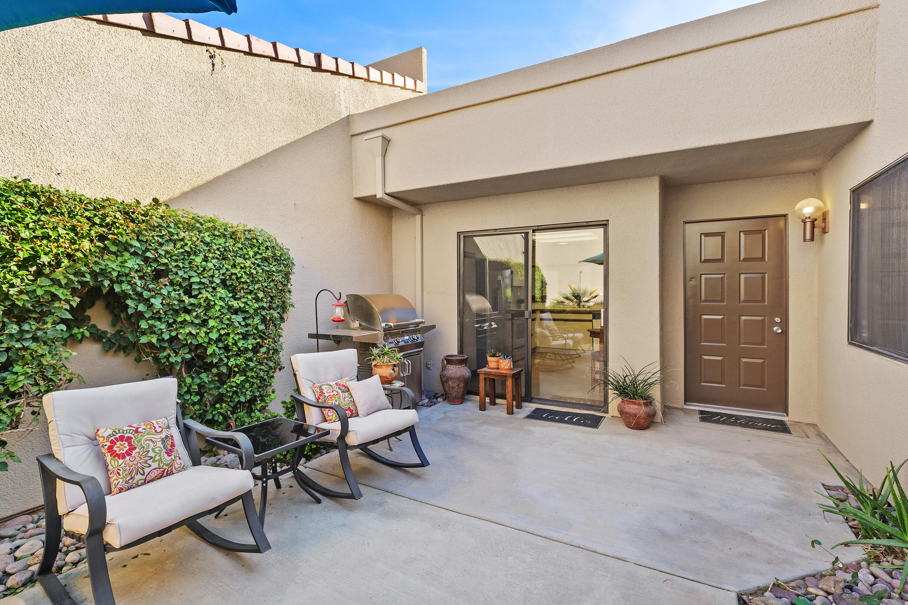 Palm Desert, California, 92211, United States, 2 Bedrooms Bedrooms, ,2 BathroomsBathrooms,Residential,For Sale,1938560