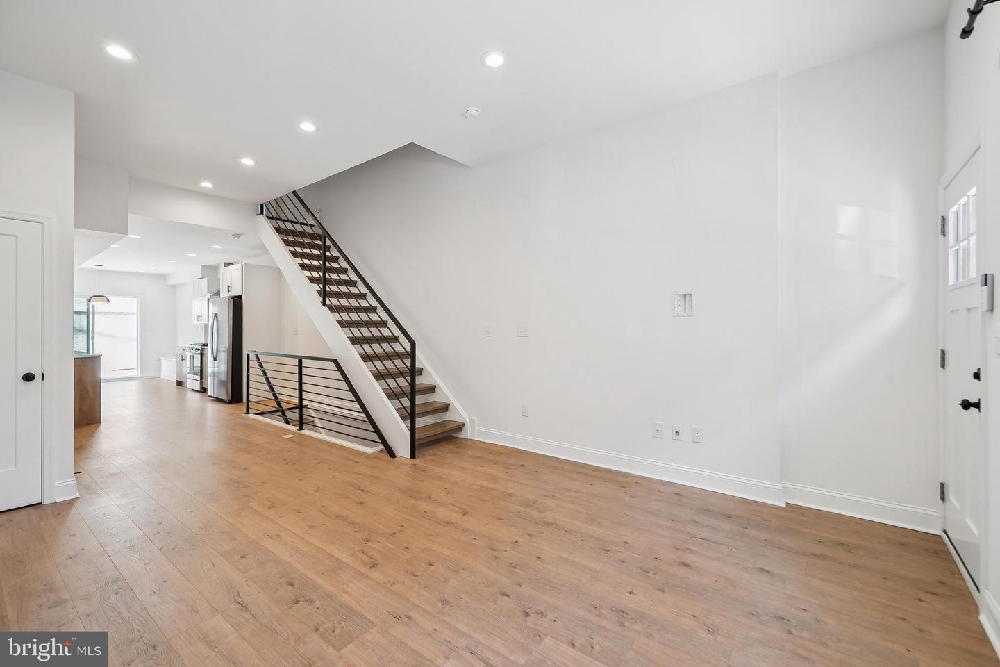 Philadelphia, Pennsylvania, 19130, United States, 4 Bedrooms Bedrooms, ,3 BathroomsBathrooms,Residential,For Sale,1949976