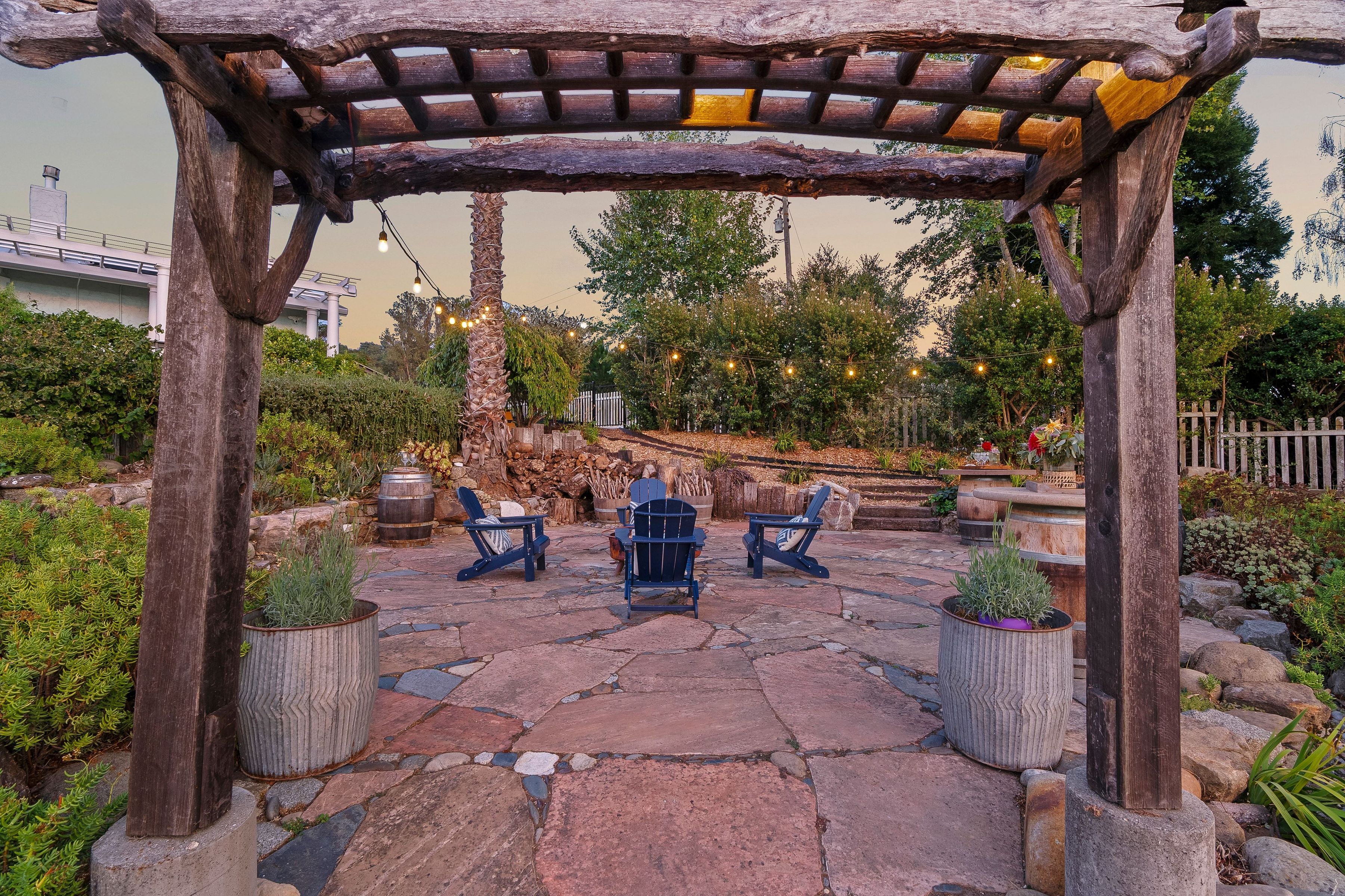  3999 Cherryvale Avenue, Soquel - 物件實景