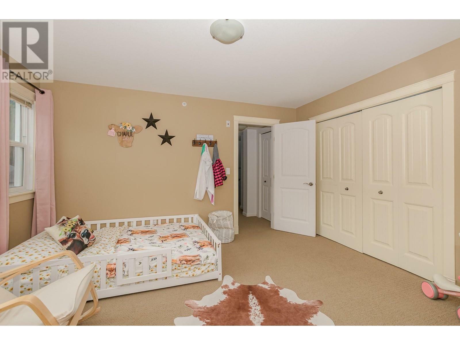 SICAMOUS, British Columbia, V0E 2V1, CA, 4 Bedrooms Bedrooms, ,2 BathroomsBathrooms,Residential,For Sale,1839055