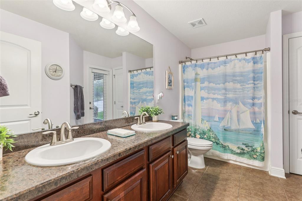 Clermont, Florida, 34715, United States, 4 Bedrooms Bedrooms, ,3 BathroomsBathrooms,Residential,For Sale,1896059