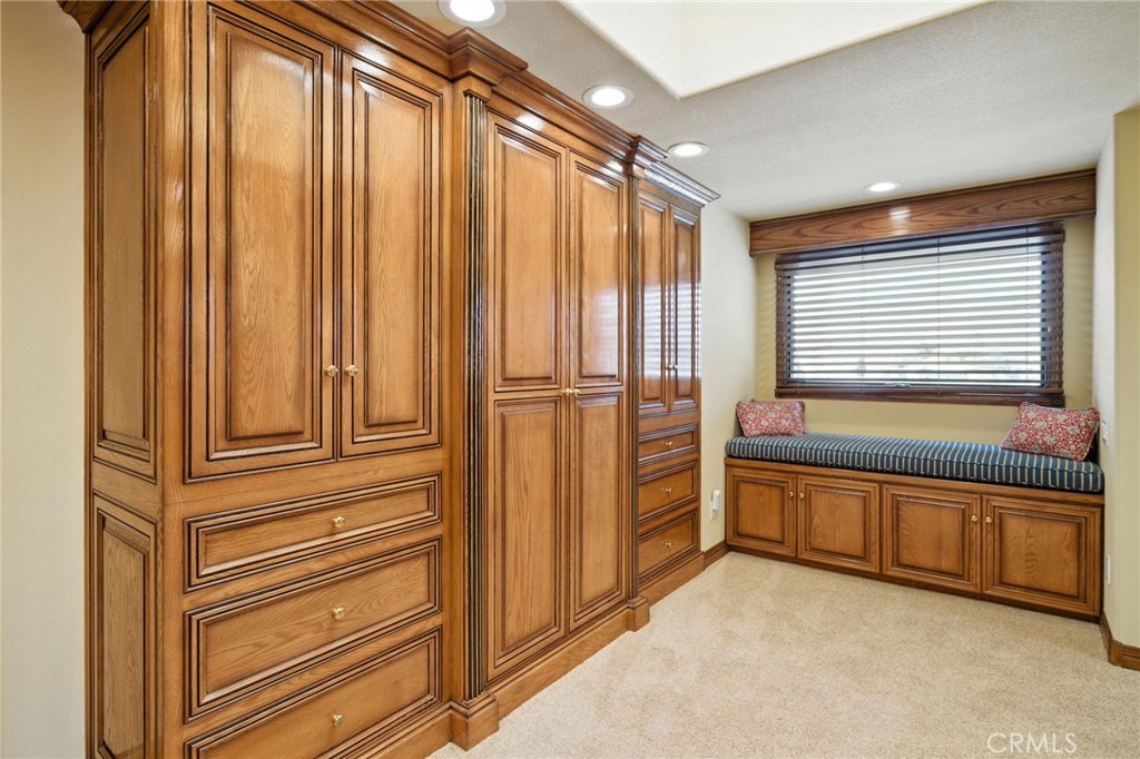 Oxnard, California, 93035, United States, 4 Bedrooms Bedrooms, ,3 BathroomsBathrooms,Residential,For Sale,1980111