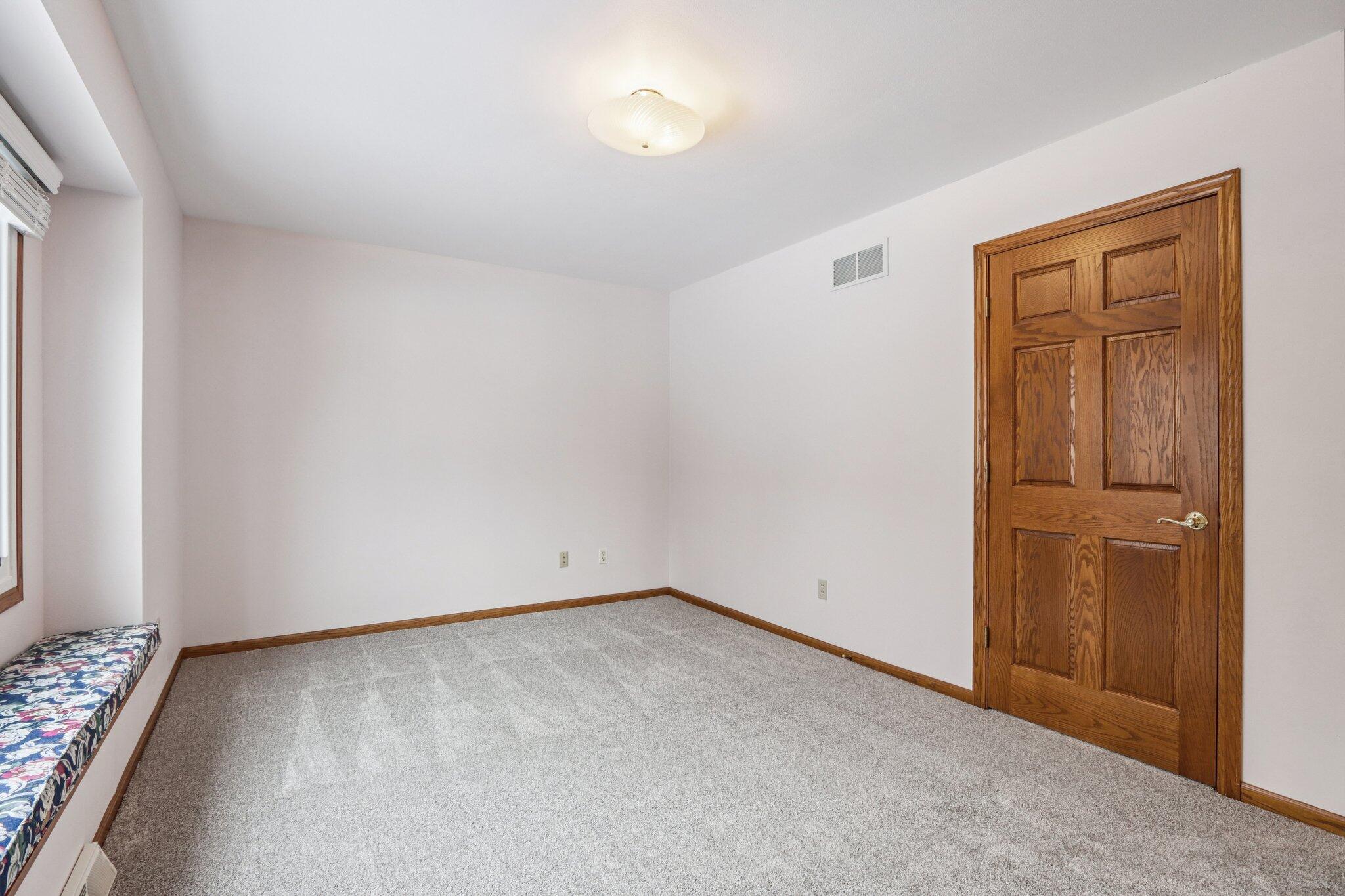 Muskego, Wisconsin, 53150, United States, 3 Bedrooms Bedrooms, ,3 BathroomsBathrooms,Residential,For Sale,2007813