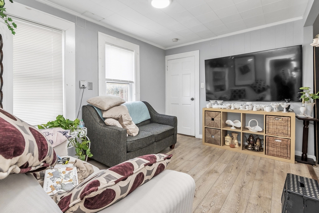 Lawrence, Massachusetts, 01841, United States, 7 Bedrooms Bedrooms, ,2 BathroomsBathrooms,Residential,For Sale,2005488