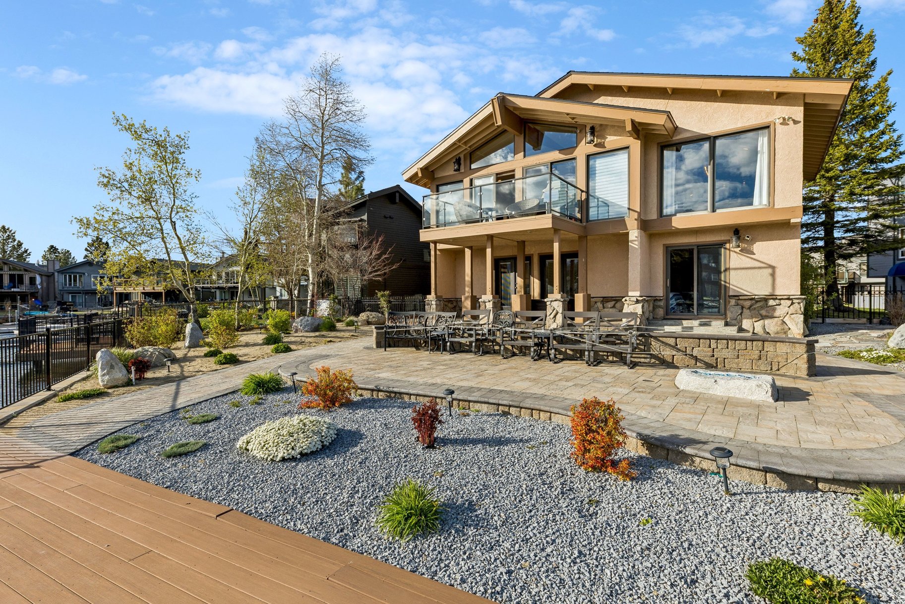  Lake Living in the Tahoe Keys includes Large dock, Party Deck and Views - 物件實景