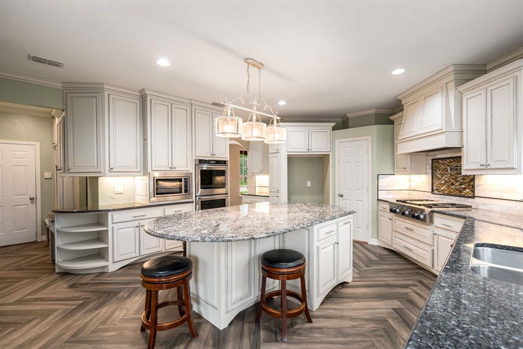 Rowlett, Texas, 75089, United States, 4 Bedrooms Bedrooms, ,4 BathroomsBathrooms,Residential,For Sale,1826622