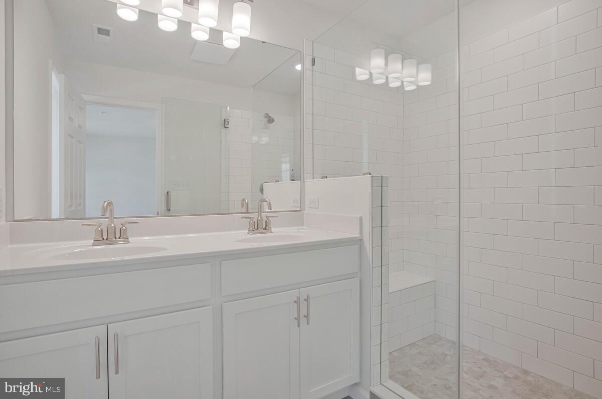 Annapolis, Maryland, 21403, United States, 4 Bedrooms Bedrooms, ,3 BathroomsBathrooms,Residential,For Sale,1877456