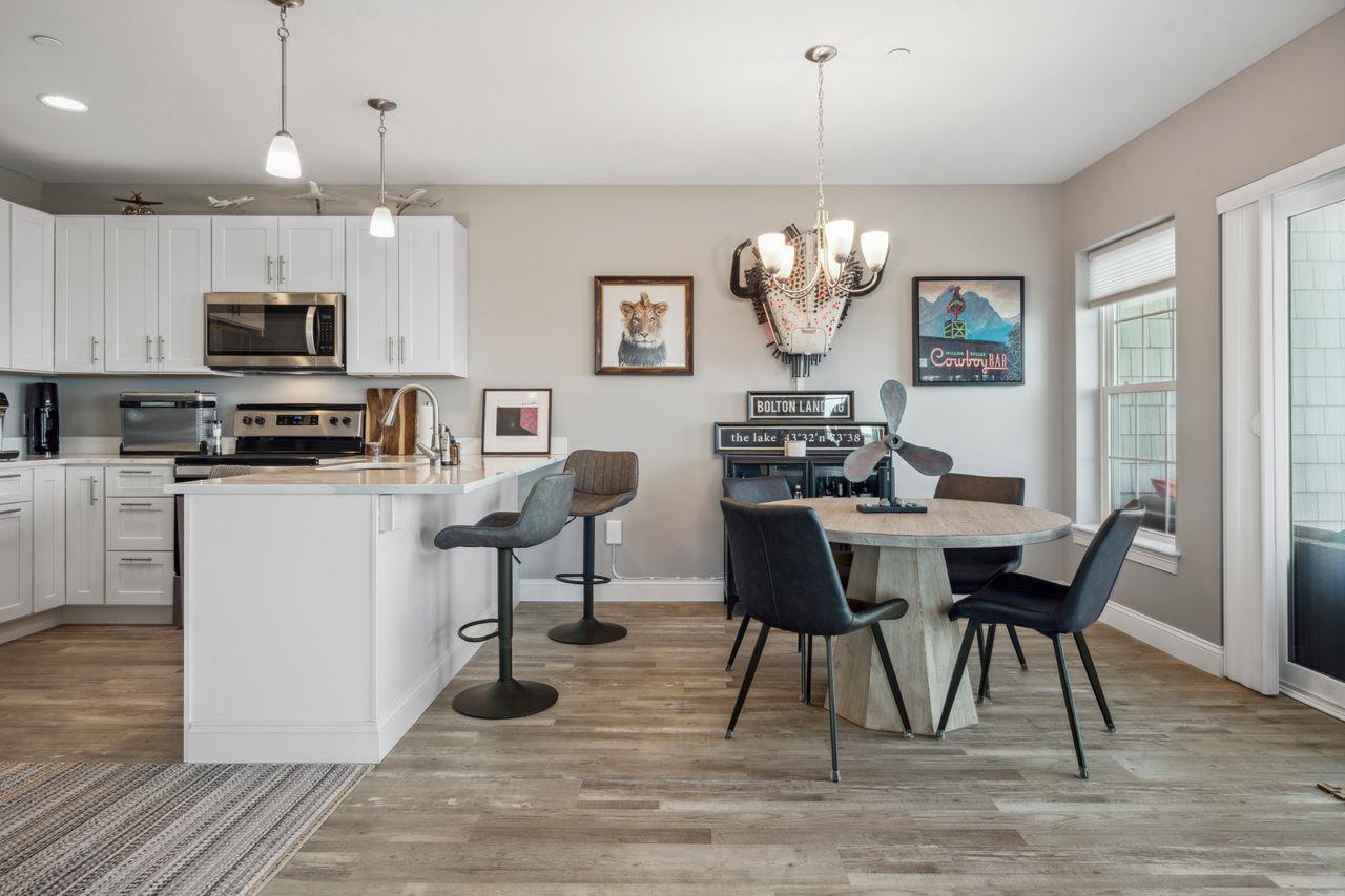 Hampton, New Hampshire, 03842, United States, 2 Bedrooms Bedrooms, ,2 BathroomsBathrooms,Residential,For Sale,1828378