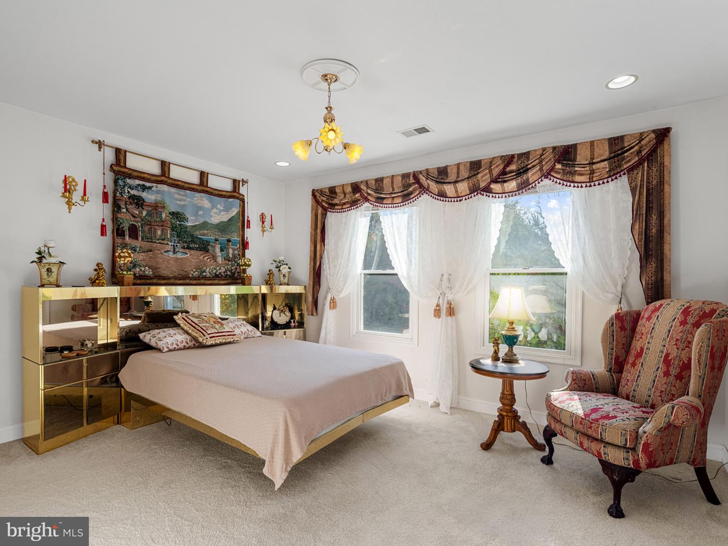 Reston, Virginia, 20190, United States, 6 Bedrooms Bedrooms, ,6 BathroomsBathrooms,Residential,For Sale,1987632