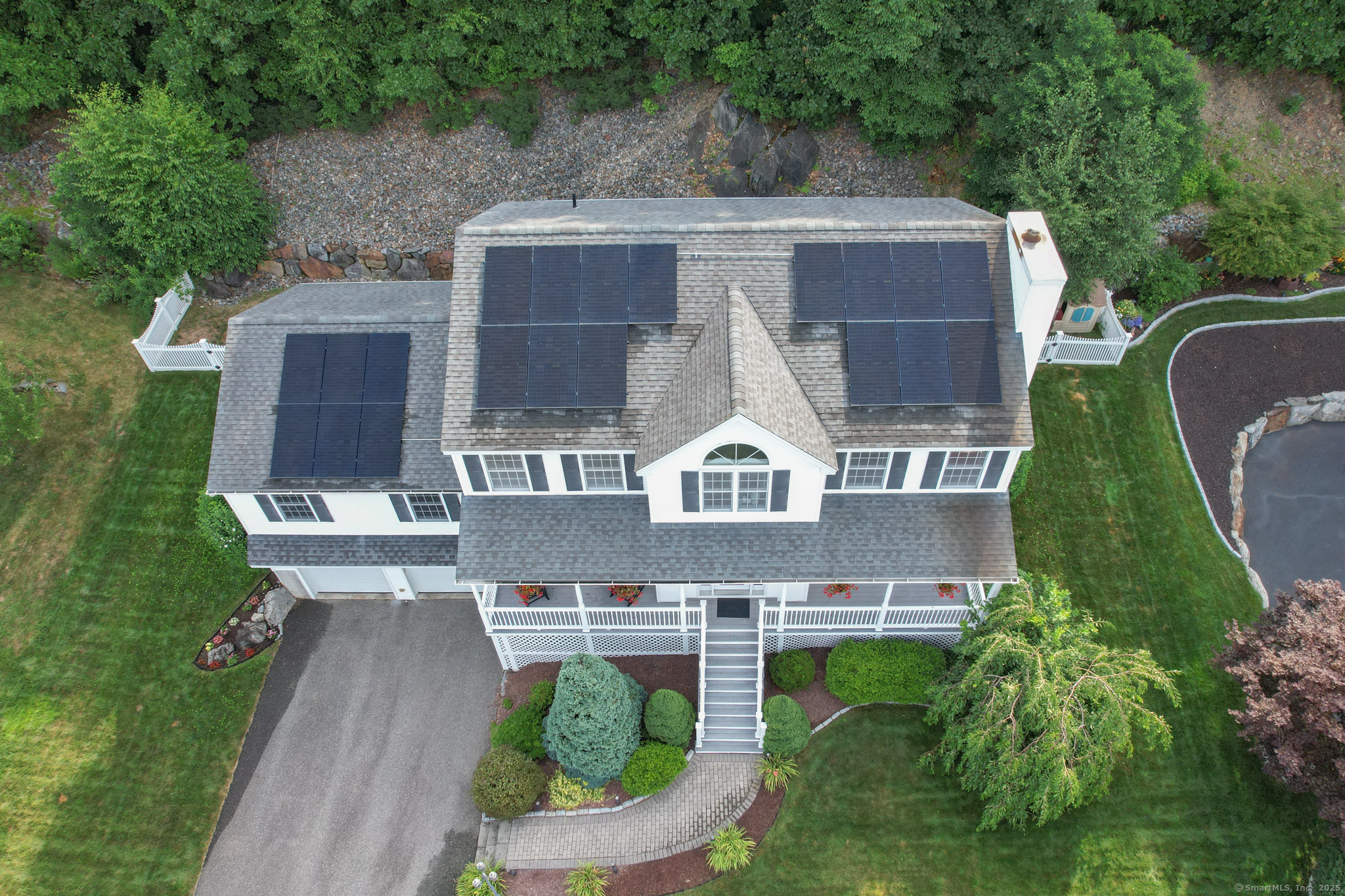 Naugatuck, Connecticut, 06770, United States, 4 Bedrooms Bedrooms, ,3 BathroomsBathrooms,Residential,For Sale,1938960