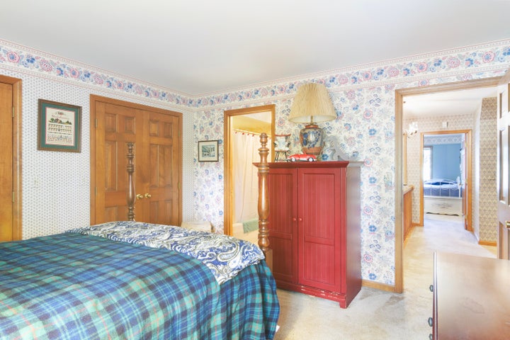 Valparaiso, Indiana, 46385, United States, 4 Bedrooms Bedrooms, ,4 BathroomsBathrooms,Residential,For Sale,1945024