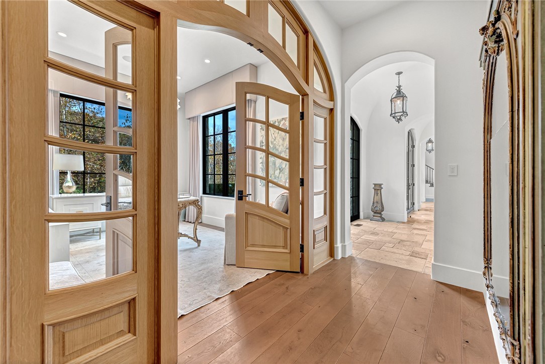 Fayetteville, Arkansas, 72704, United States, 4 Bedrooms Bedrooms, ,5 BathroomsBathrooms,Residential,For Sale,1993299