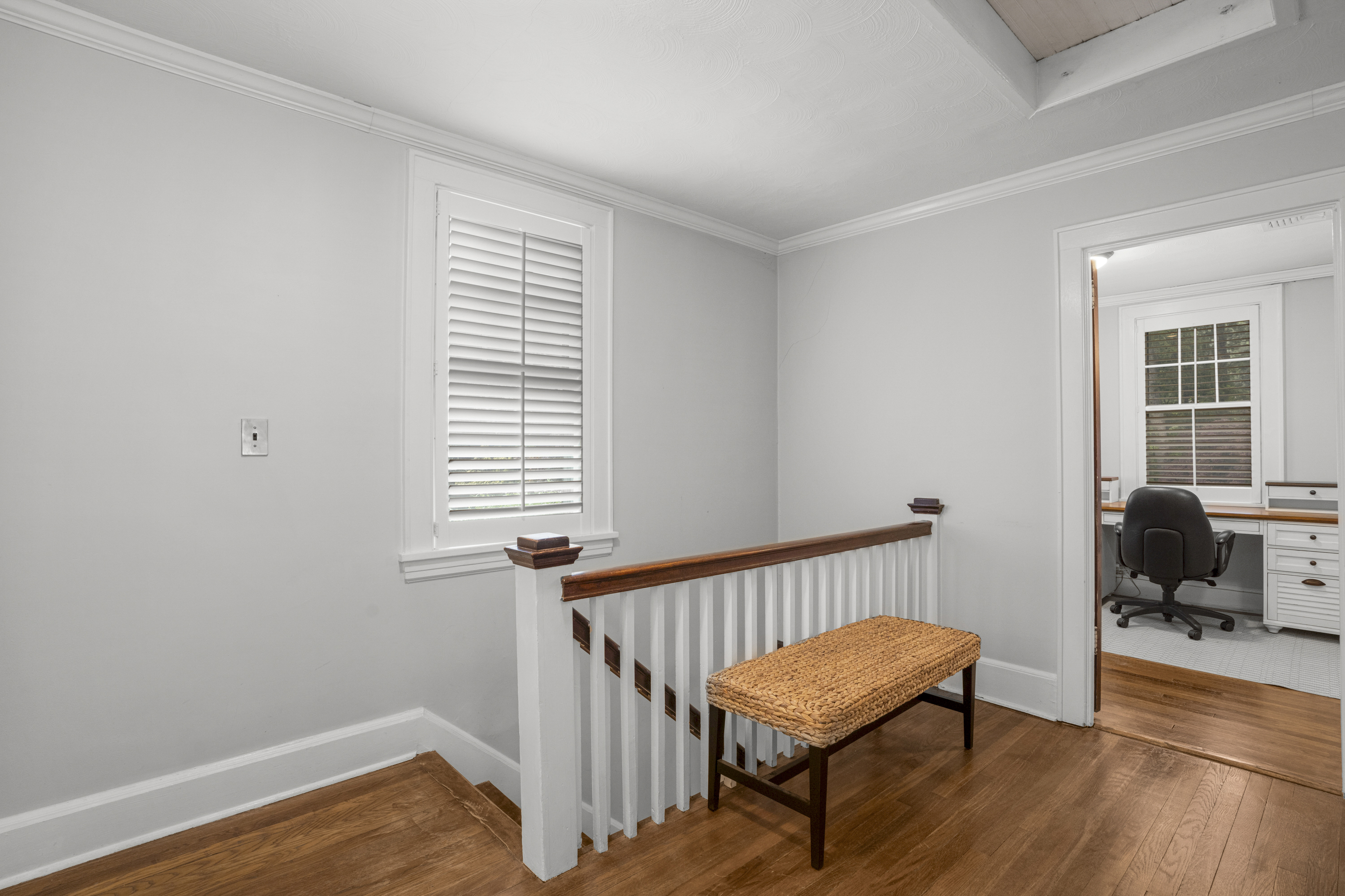  Charming Larchmont Colonial - 物件實景