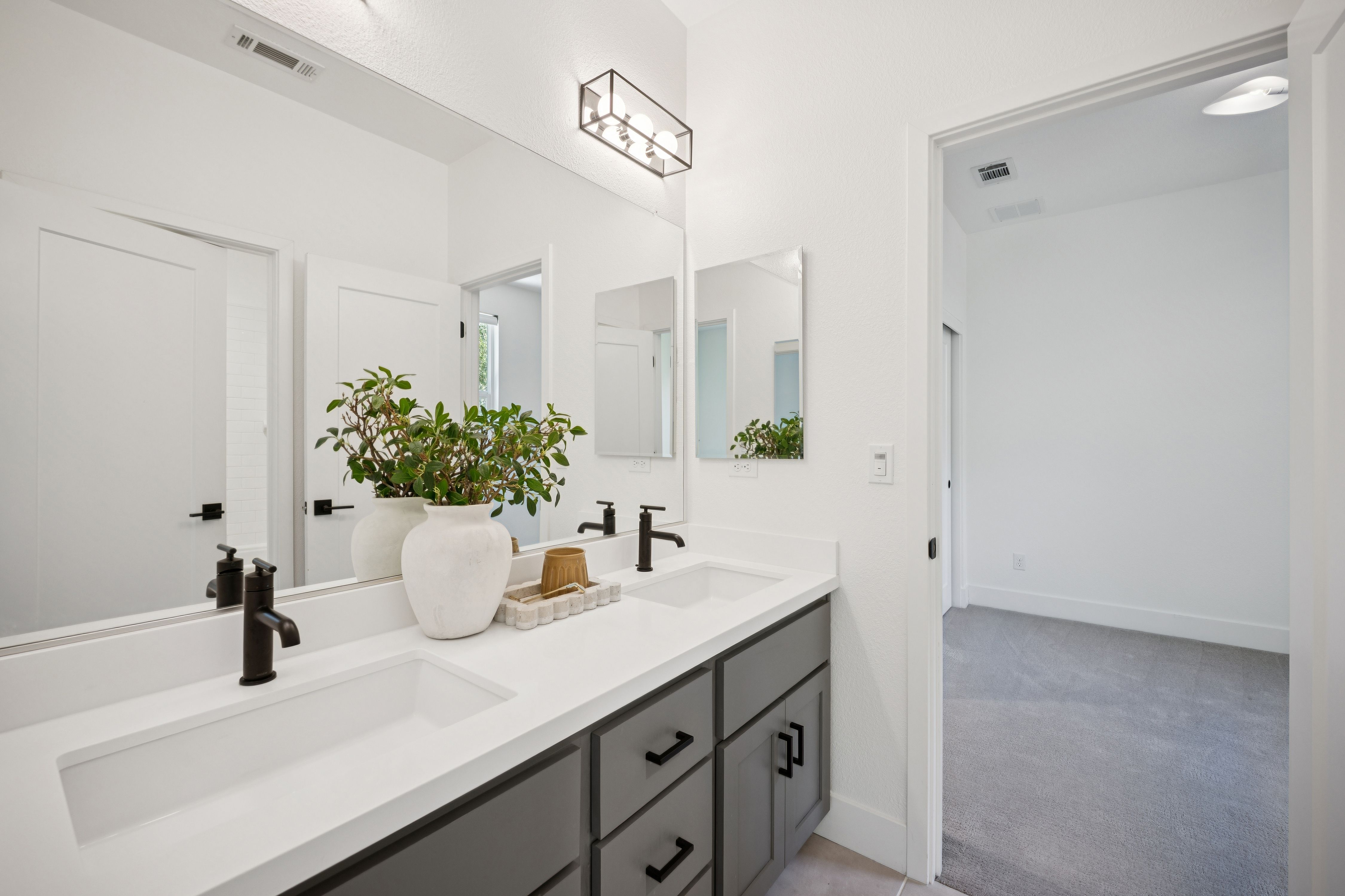  Move-in Ready Luxury Townhome - 物件實景