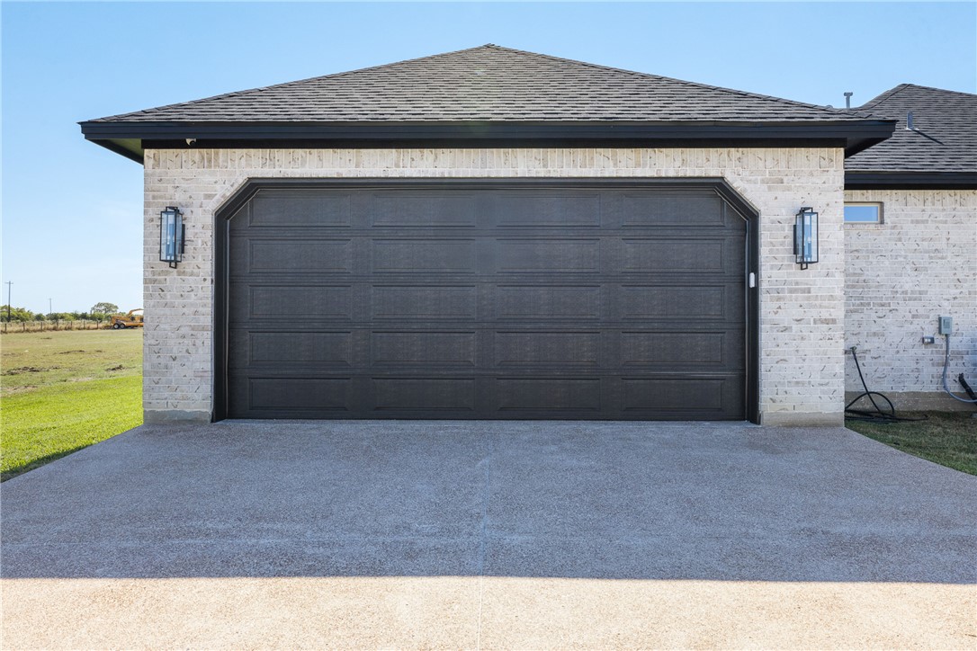 Bryan, Texas, 77808, United States, 3 Bedrooms Bedrooms, ,3 BathroomsBathrooms,Residential,For Sale,1984119