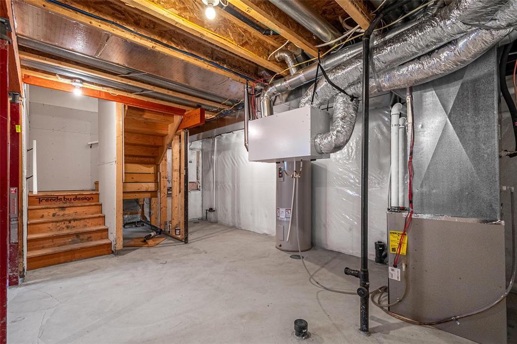 WINNIPEG, Manitoba, R2V 5C8, CA, 3 Bedrooms Bedrooms, ,2 BathroomsBathrooms,Residential,For Sale,1947801