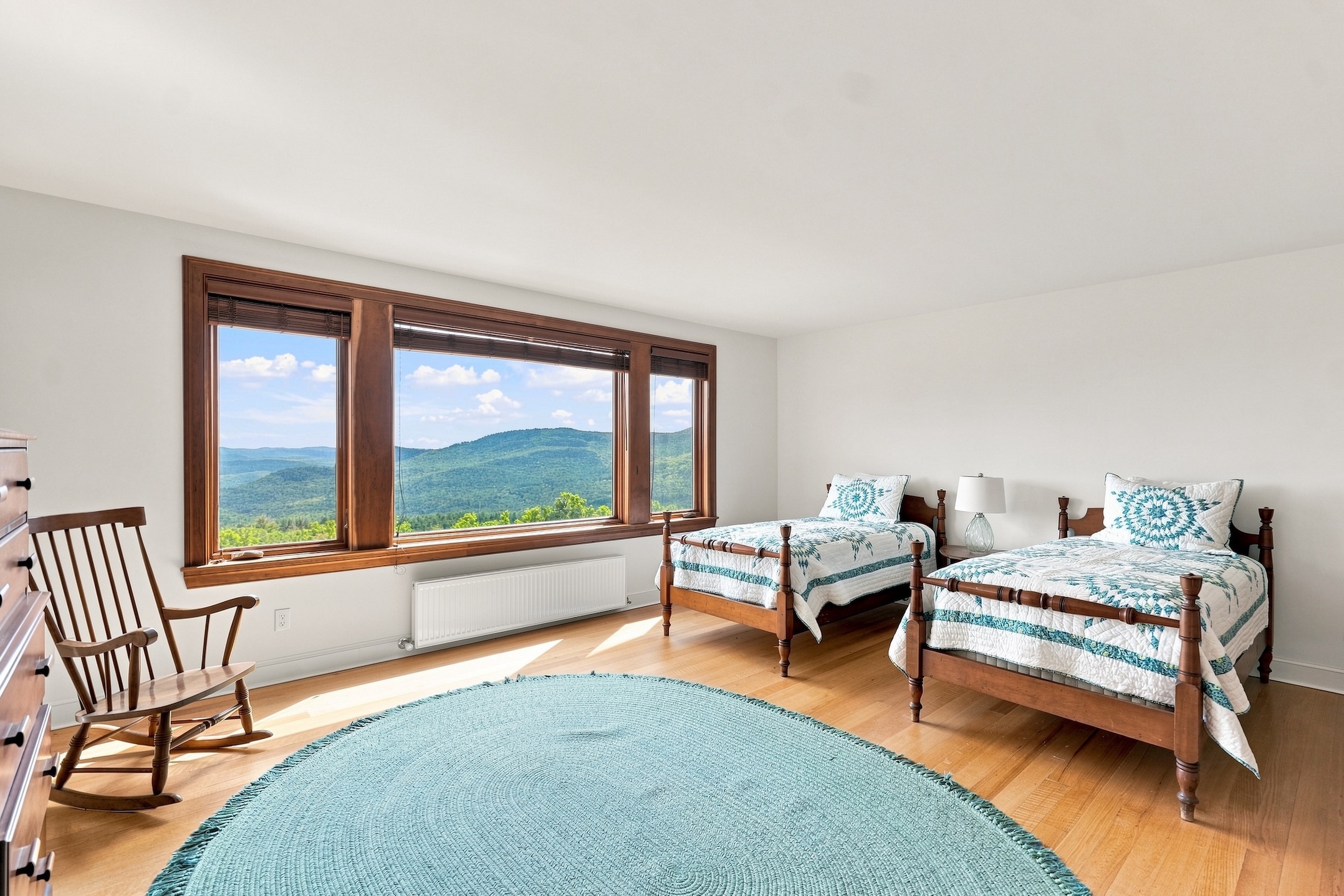  328 Hurricane Mountain Lane, Elizabethtown, NY, 12932 - 物件實景