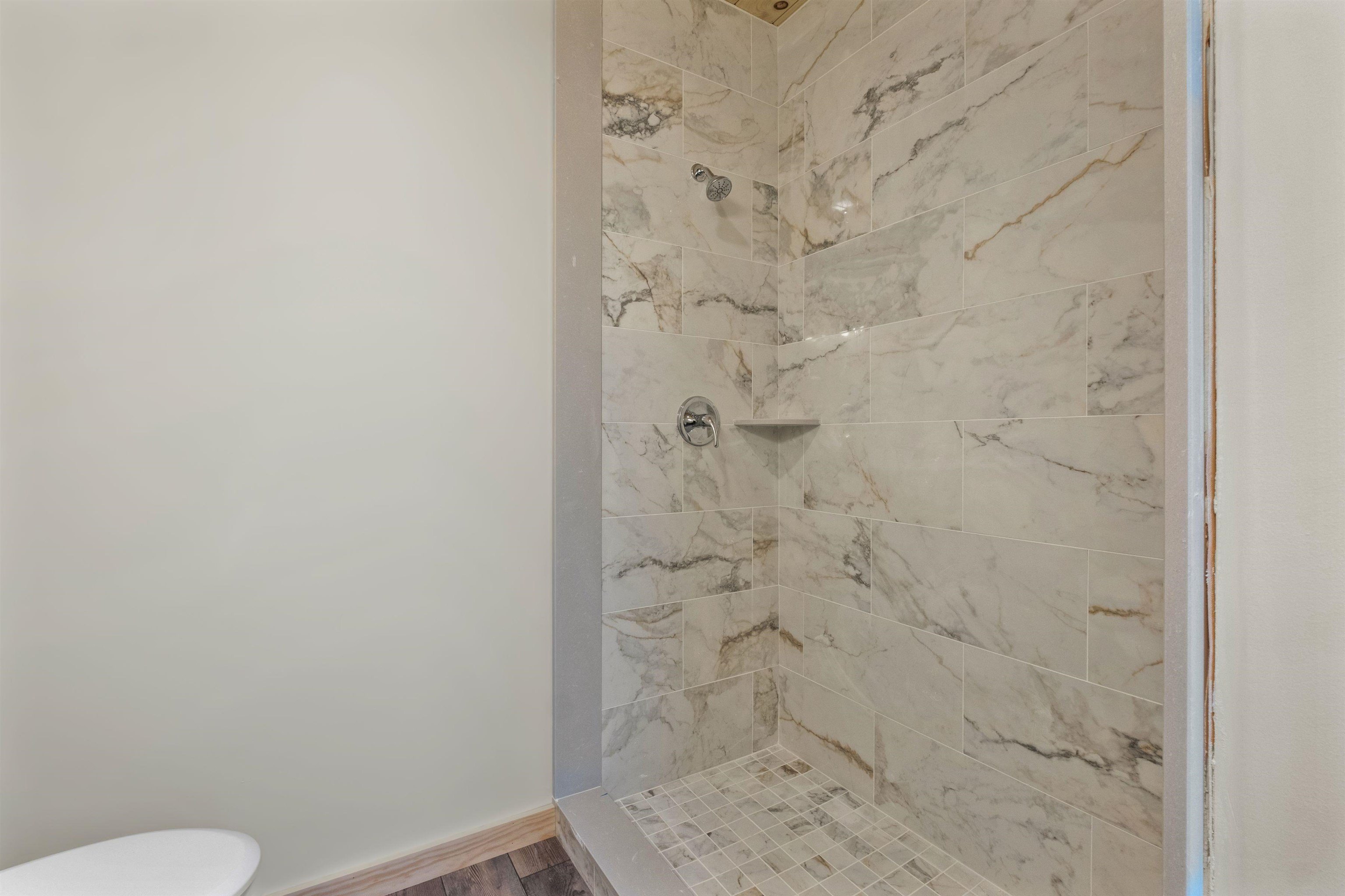 Thornton, New Hampshire, 03285, United States, 3 Bedrooms Bedrooms, ,3 BathroomsBathrooms,Residential,For Sale,1974297