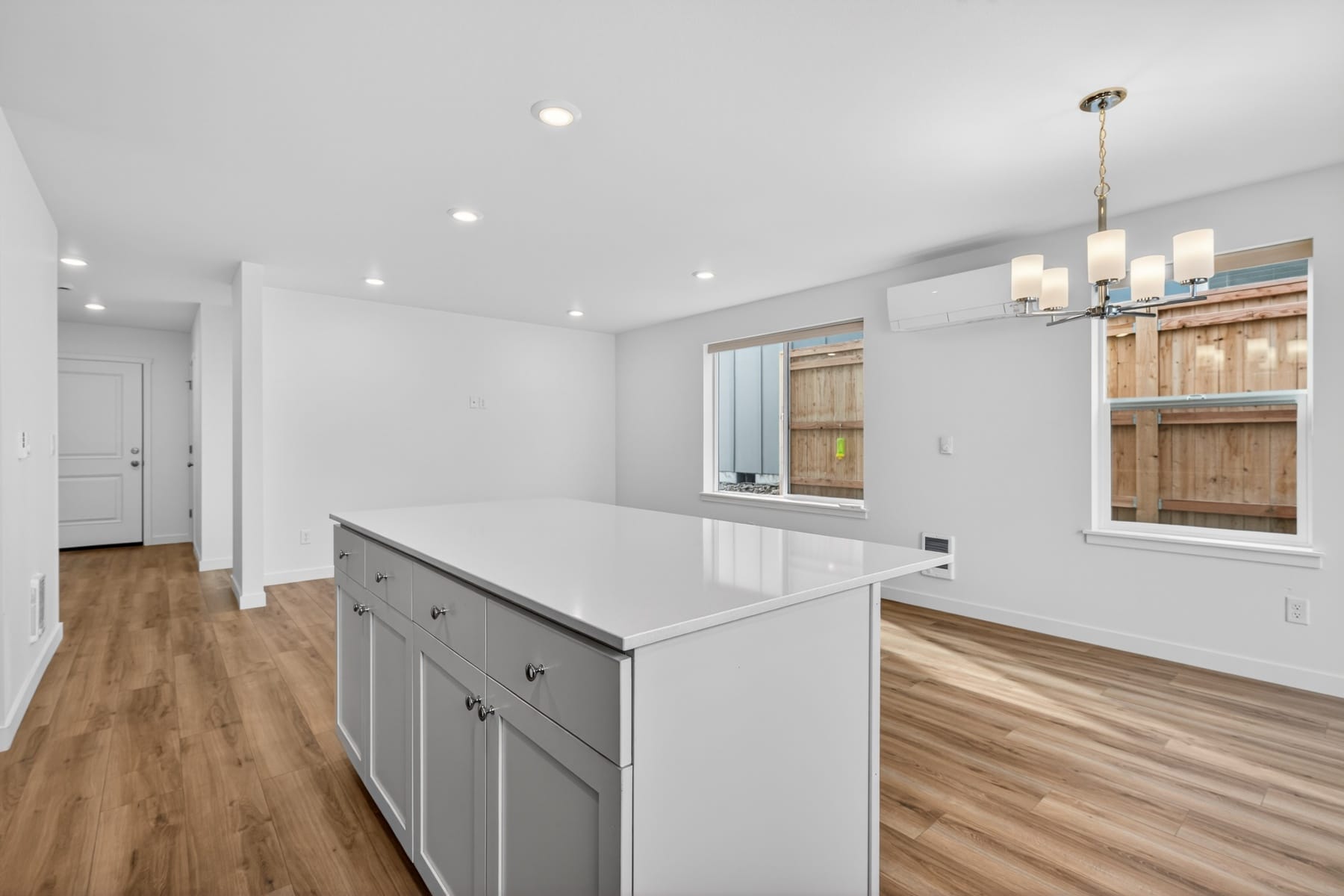  750 NE Rickenbacker Road Madras, OR 97741 - 物件實景