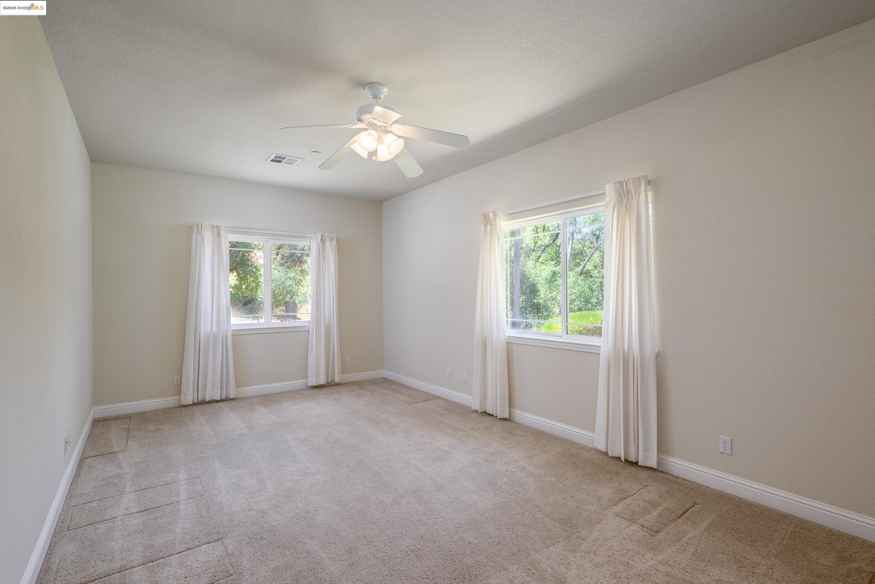 Tuolumne, California, 95379, United States, 3 Bedrooms Bedrooms, ,3 BathroomsBathrooms,Residential,For Sale,1983267