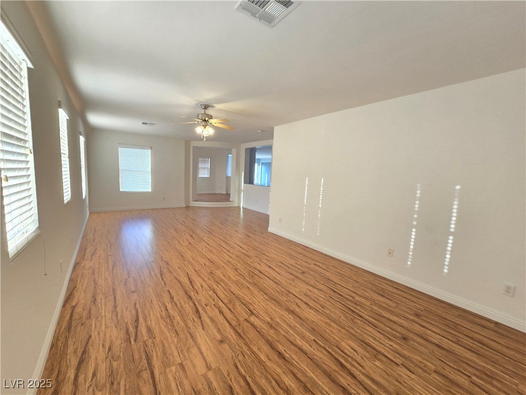 Las Vegas, Nevada, 89149, United States, 4 Bedrooms Bedrooms, ,3 BathroomsBathrooms,Residential,For Sale,1977404