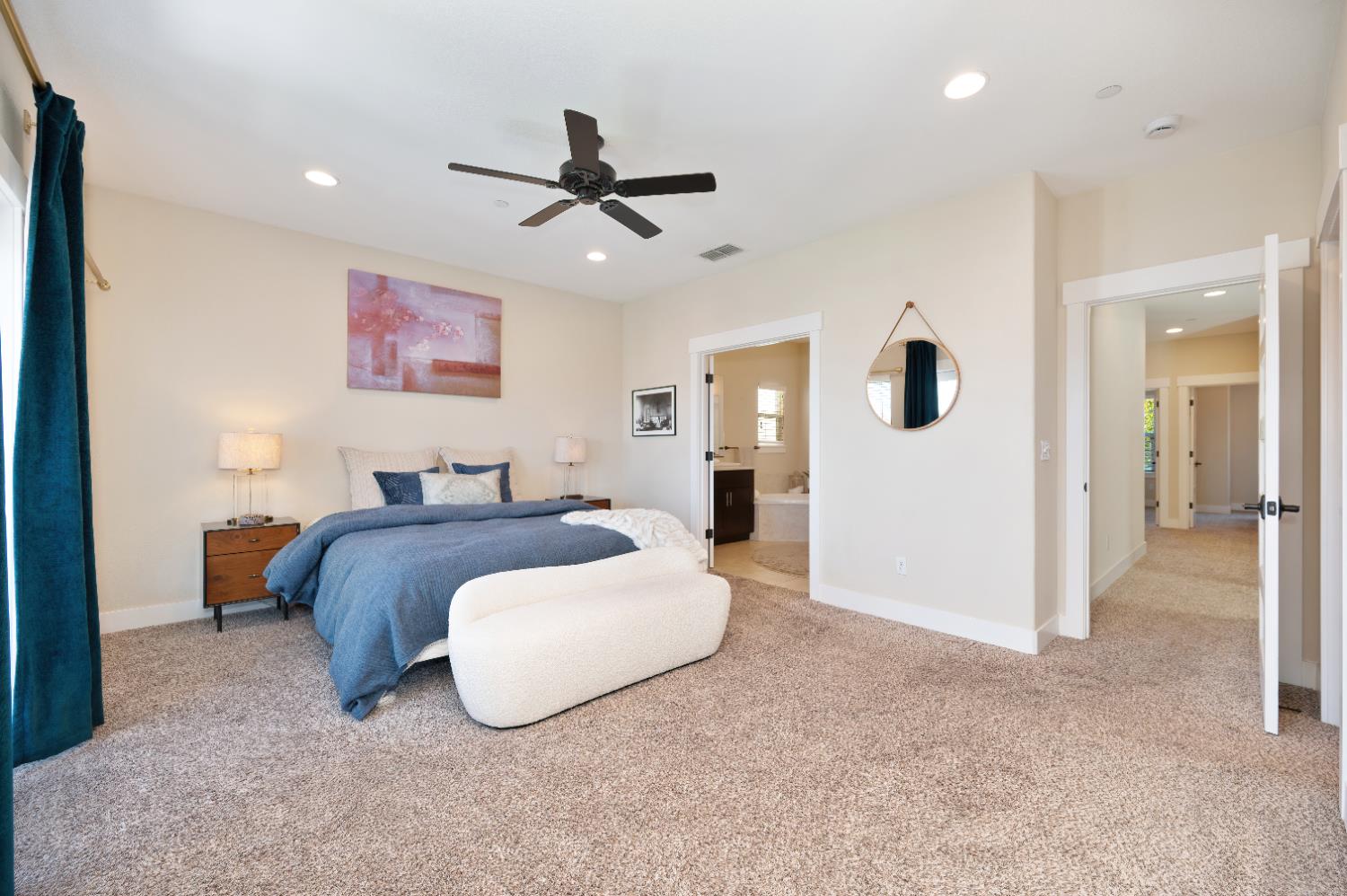 Sacramento, California, 95818, United States, 3 Bedrooms Bedrooms, ,3 BathroomsBathrooms,Residential,For Sale,1988052