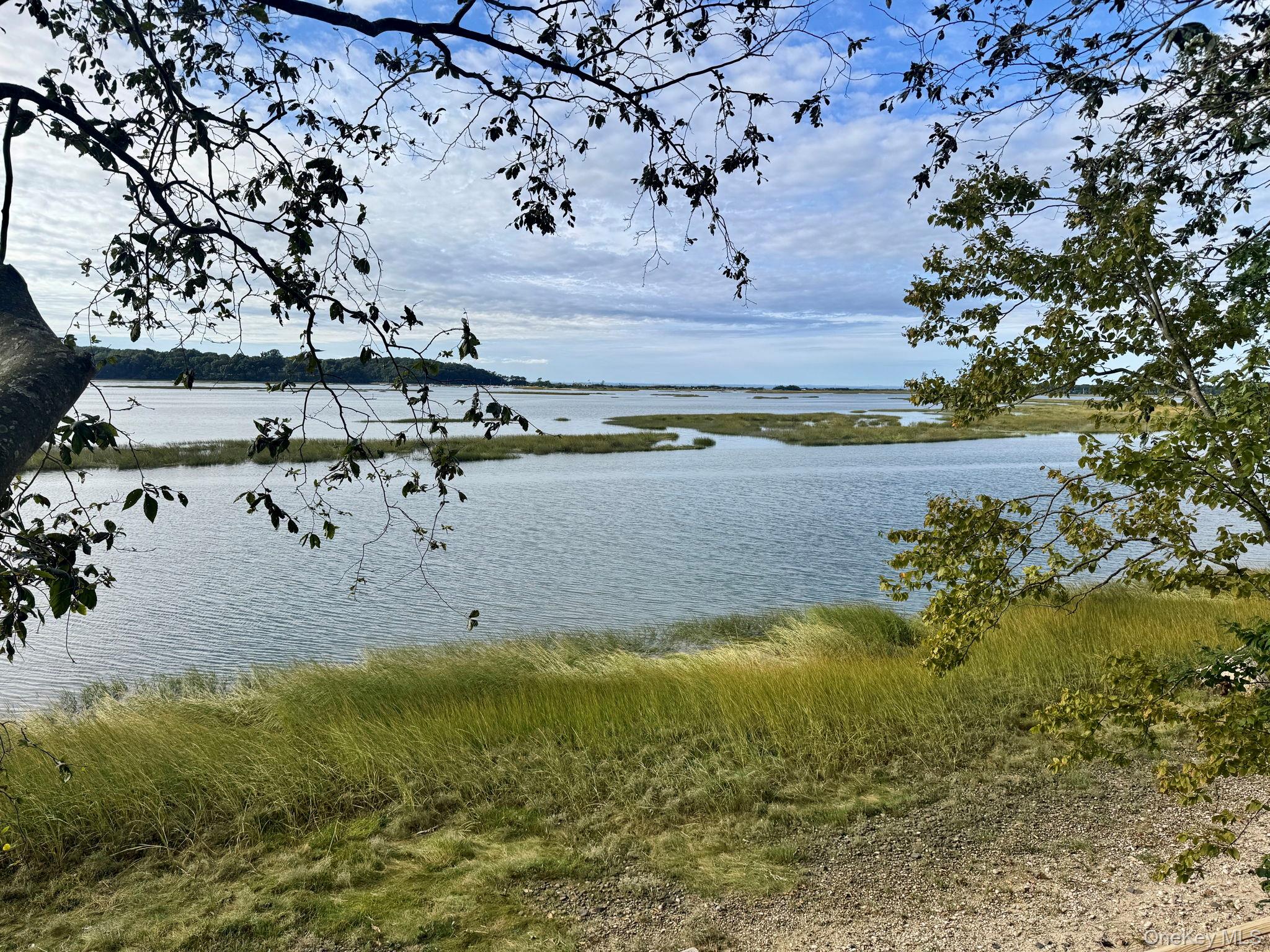  89 Harbor Road, Head Of The Harbor, NY 11780 - 物件實景