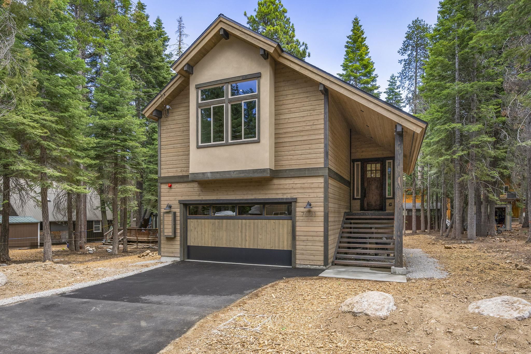 Tahoma, California, 96142, United States, 4 Bedrooms Bedrooms, ,3 BathroomsBathrooms,Residential,For Sale,1901154