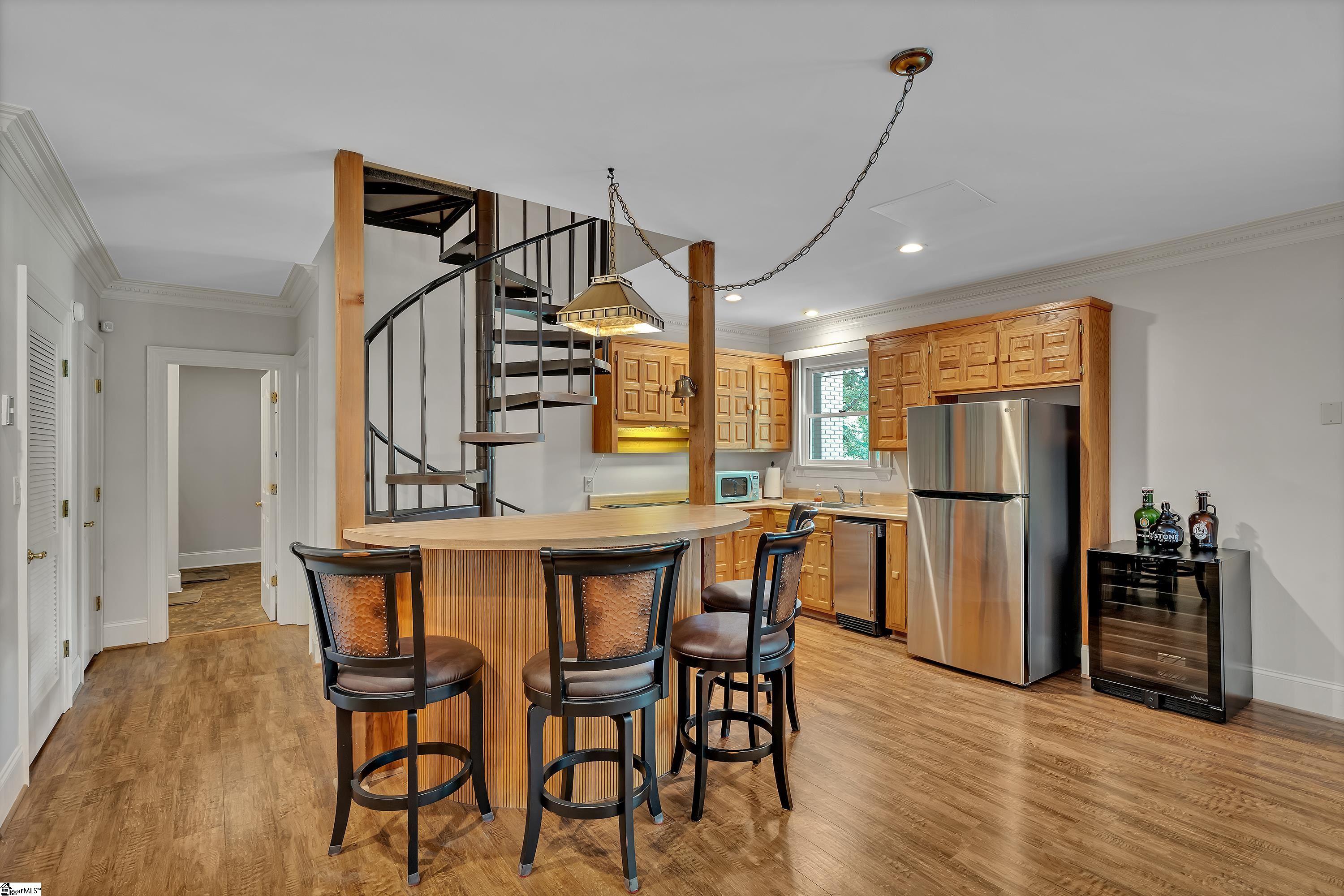 Spartanburg, South Carolina, 29306, United States, 5 Bedrooms Bedrooms, ,7 BathroomsBathrooms,Residential,For Sale,1873976