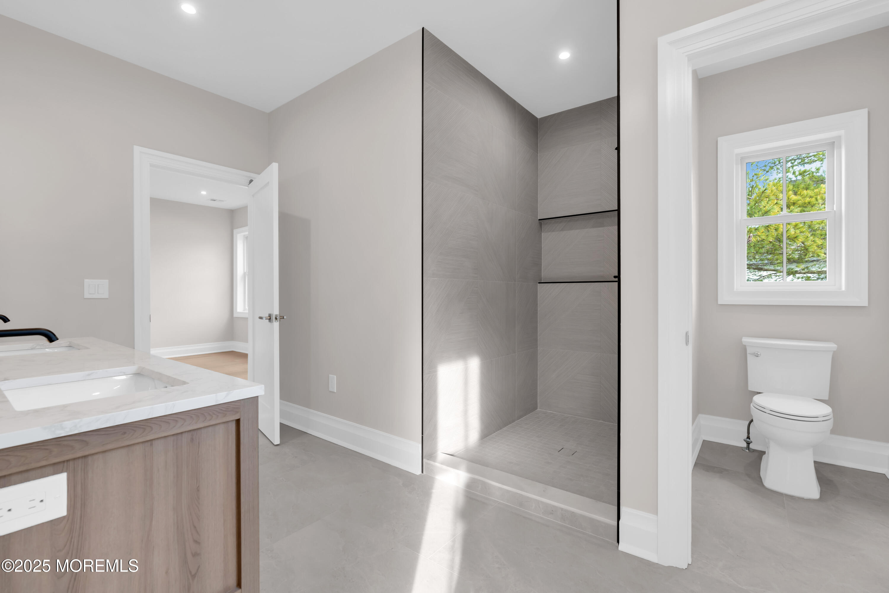 Little Silver, New Jersey, 07739, United States, 5 Bedrooms Bedrooms, ,5 BathroomsBathrooms,Residential,For Sale,2005340