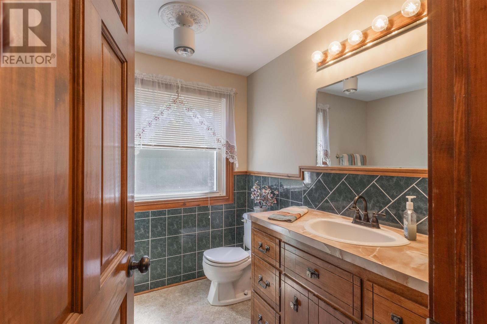 BROOKLYN, Prince Edward Island, C0A 1R0, CA, 6 Bedrooms Bedrooms, ,3 BathroomsBathrooms,Residential,For Sale,1951487