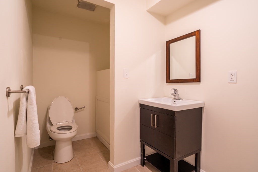 Wrentham, Massachusetts, 02093, United States, 3 Bedrooms Bedrooms, ,5 BathroomsBathrooms,Residential,For Sale,1851924