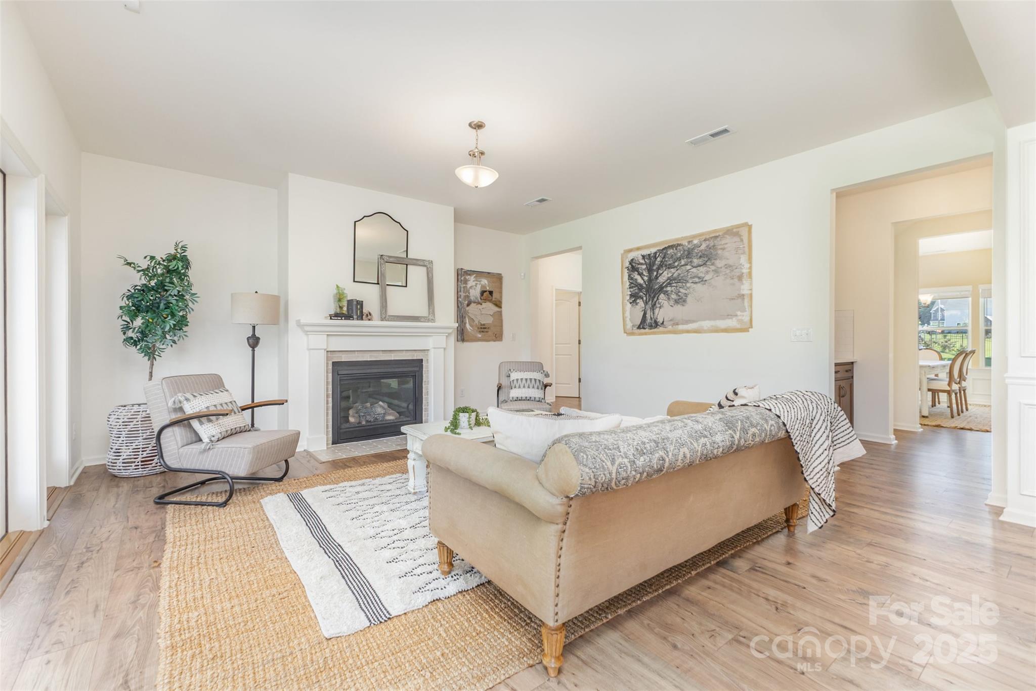 Waxhaw, North Carolina, 28173, United States, 5 Bedrooms Bedrooms, ,5 BathroomsBathrooms,Residential,For Sale,1940426