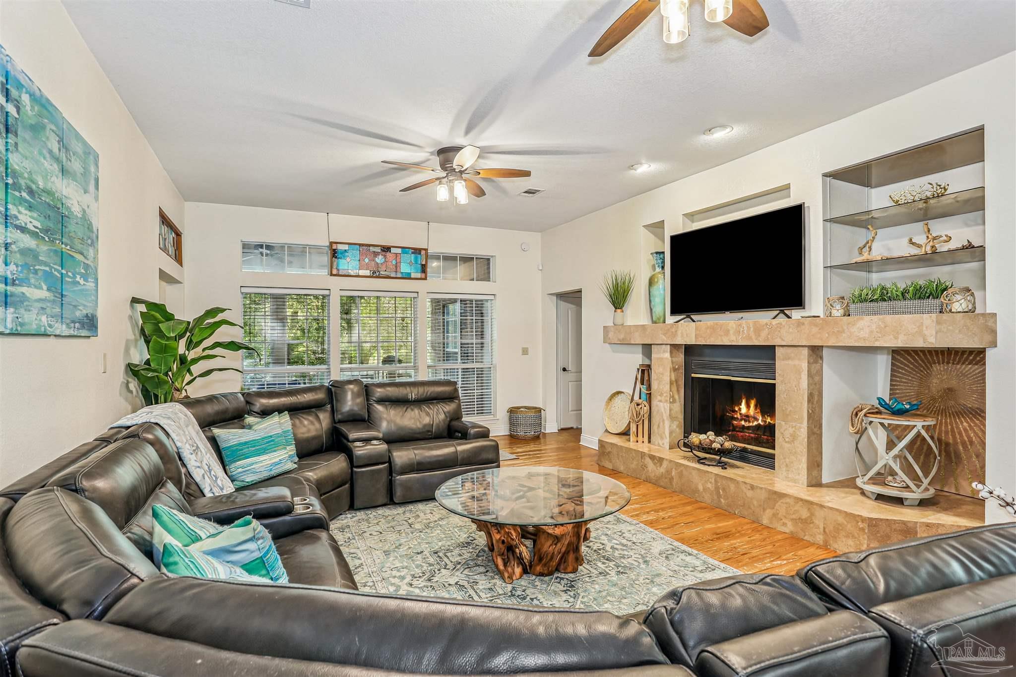 Pensacola, Florida, 32507, United States, 4 Bedrooms Bedrooms, ,4 BathroomsBathrooms,Residential,For Sale,1913346