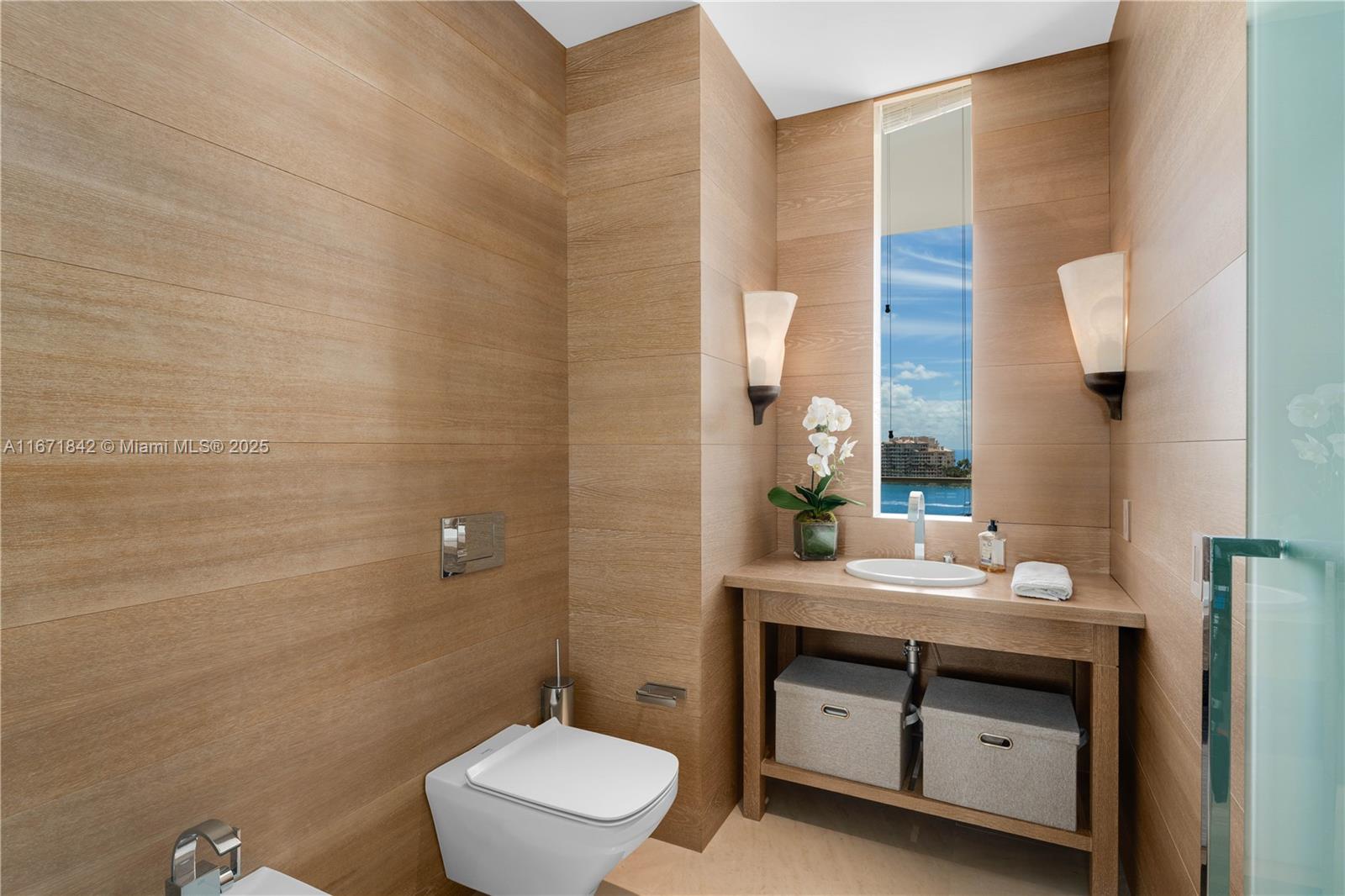 Miami Beach, Florida, 33139, United States, 4 Bedrooms Bedrooms, ,4 BathroomsBathrooms,Residential,For Sale,1840122