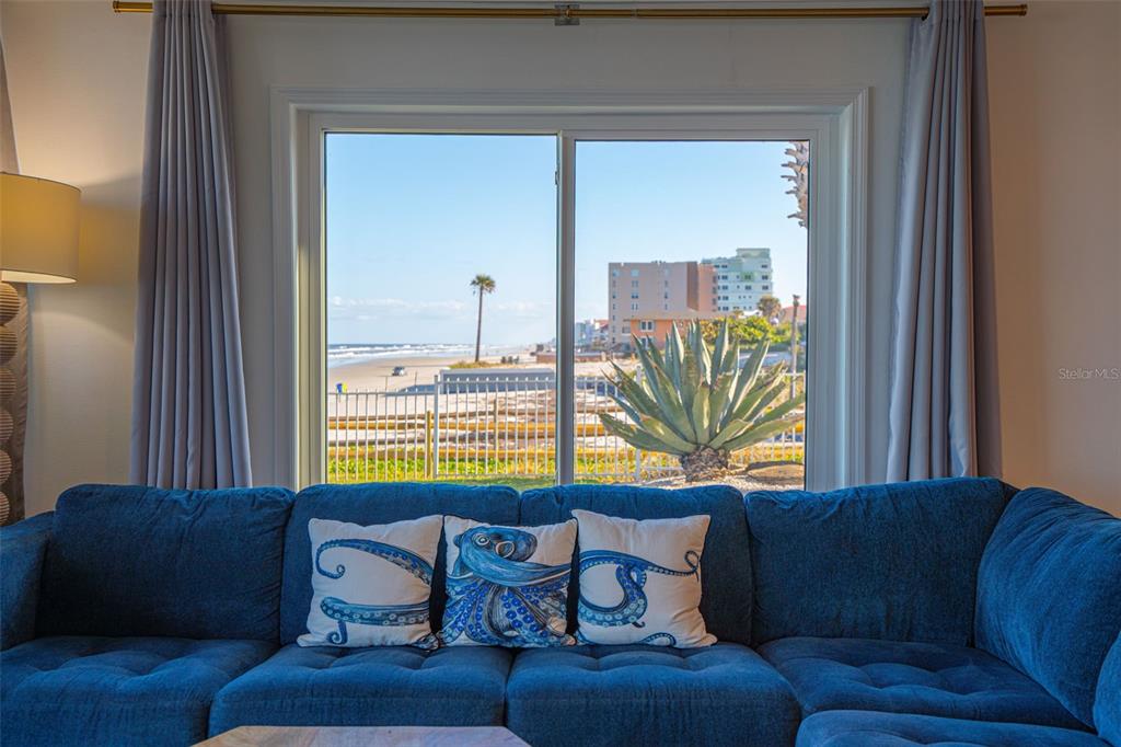 New Smyrna Beach, Florida, 32169, United States, 2 Bedrooms Bedrooms, ,3 BathroomsBathrooms,Residential,For Sale,1987395