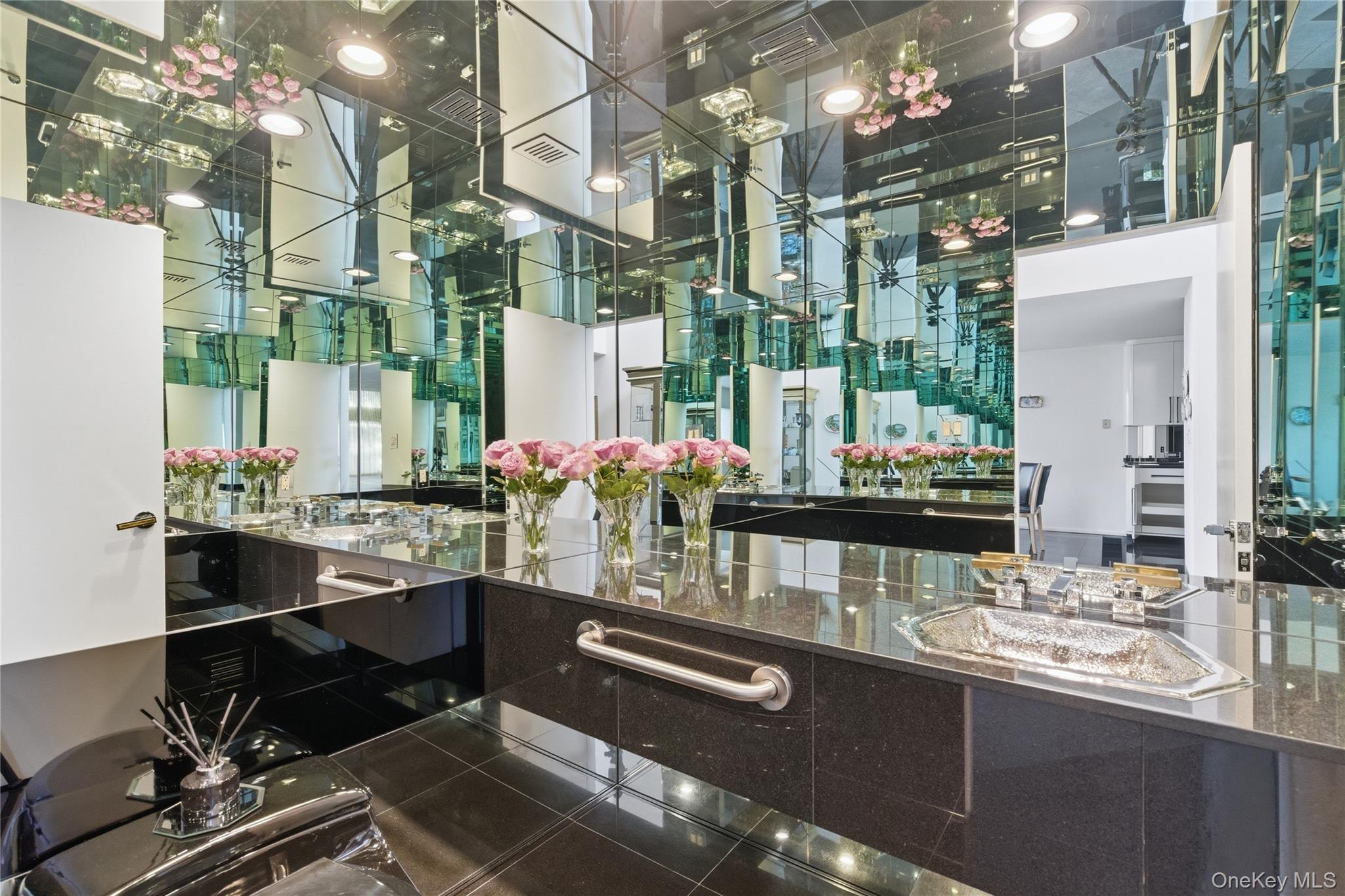  30 Yale Drive, Manhasset, NY, 11030 - 物件實景