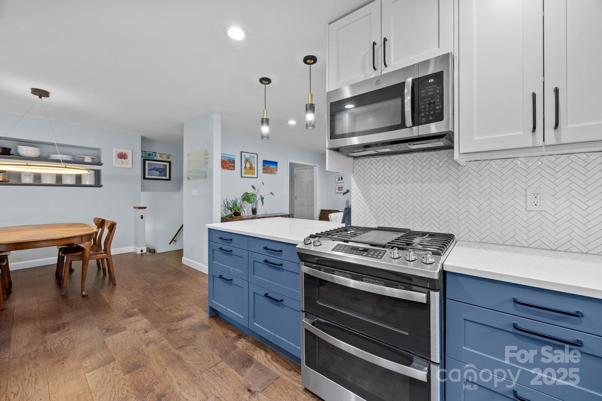 Charlotte, North Carolina, 28270, United States, 4 Bedrooms Bedrooms, ,3 BathroomsBathrooms,Residential,For Sale,1917923